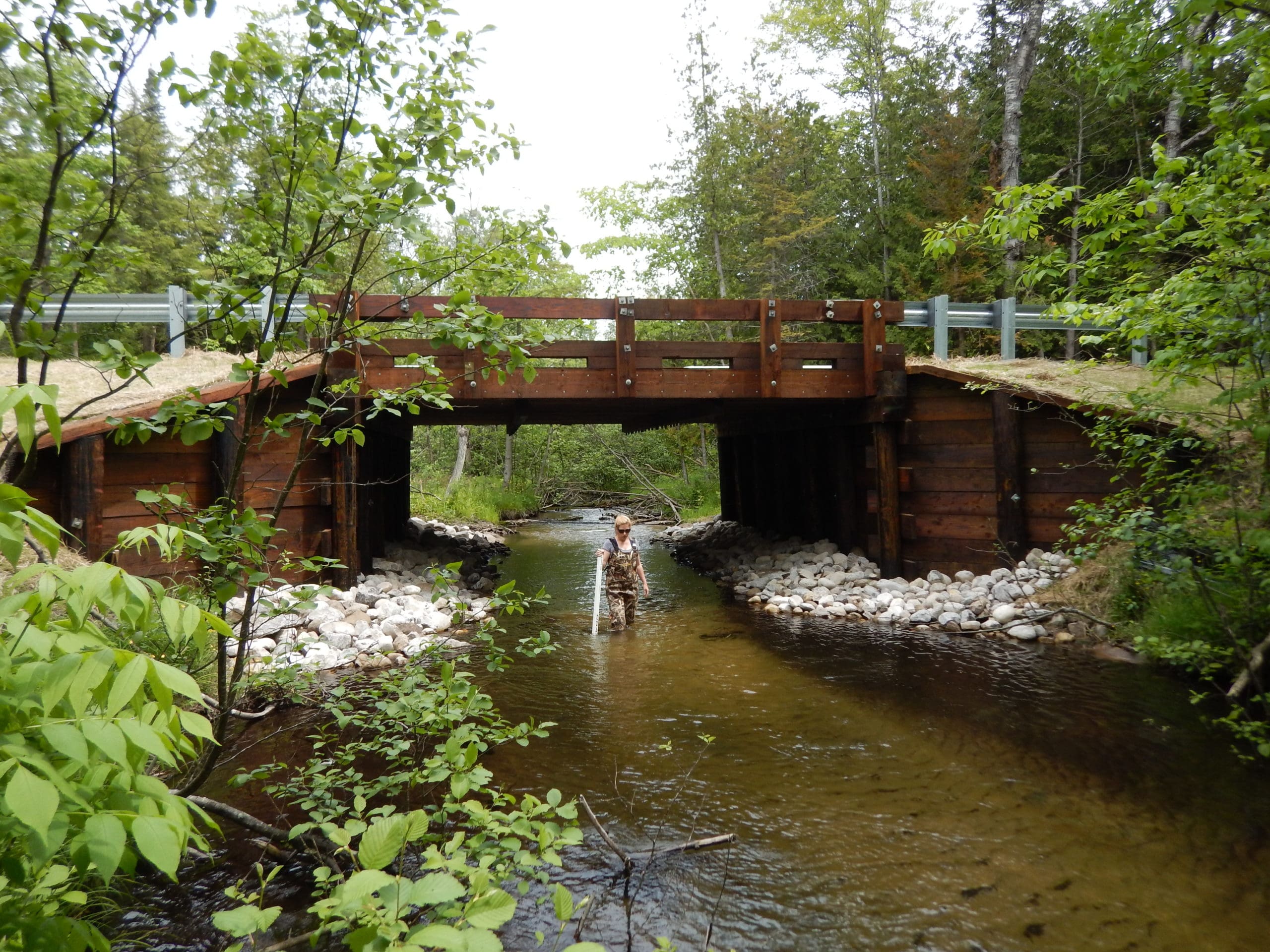 Hooker Bridge Outlet
